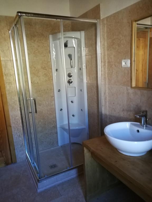Costa Degli Ulivi Hotel Fumane Ngoại thất bức ảnh